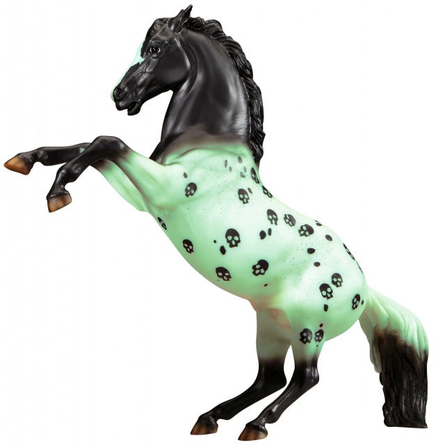 Halloween top breyer horses